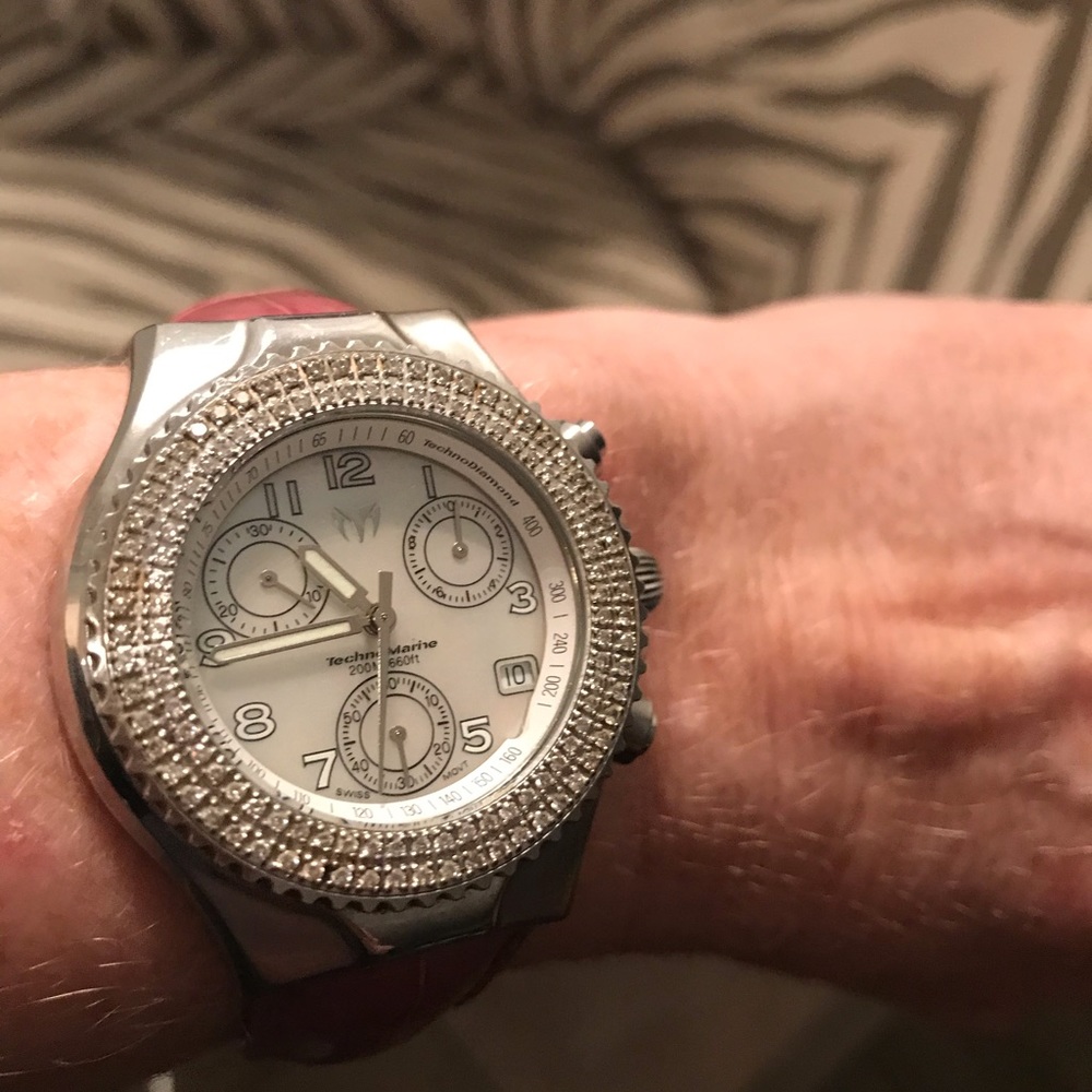 Technomarine Diamond Chrono Watch - Picture 7 of 7